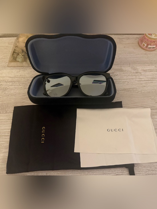 Gucci Other - Gucci Black Sunglasses with Mirrored Lenses